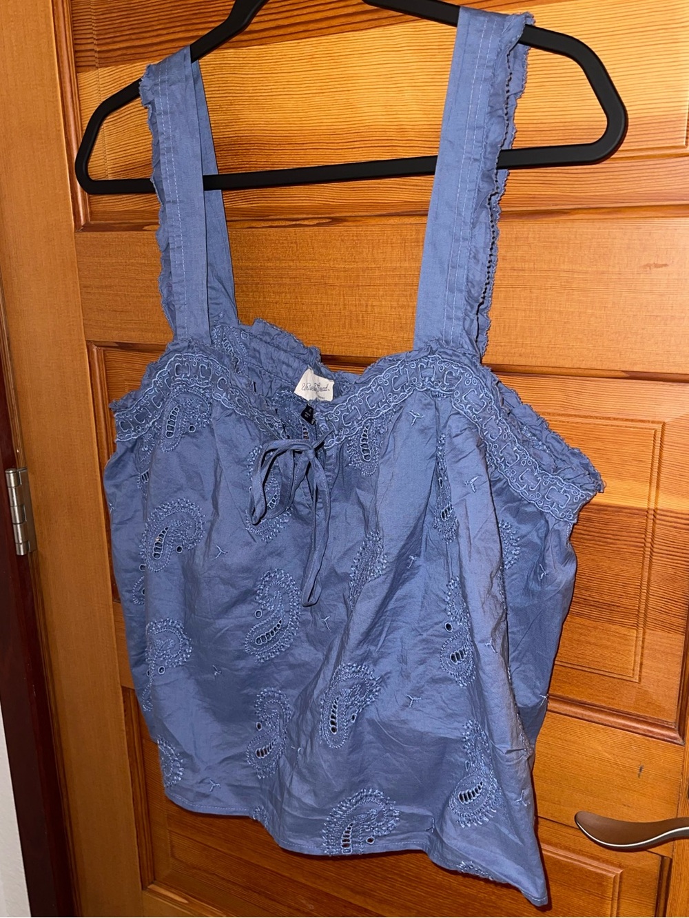 Universal Thread Blue Eyelet Ruffled Strap Tank - Picture 2 of 11